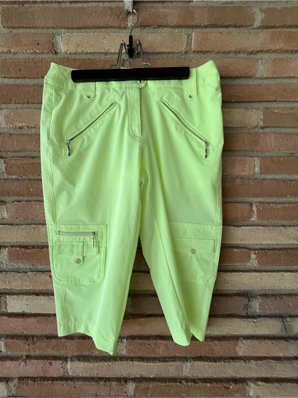 Jaime Sadock golf/ tennis capri pants